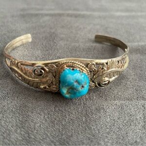Vintage Navajo Sterling Silver and Turquoise Stone Bracelet